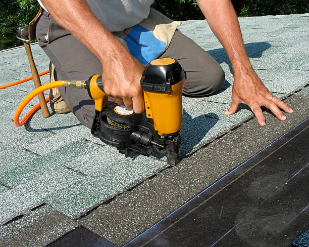 Best Commercial Roofing Services  in Tiffin, IA